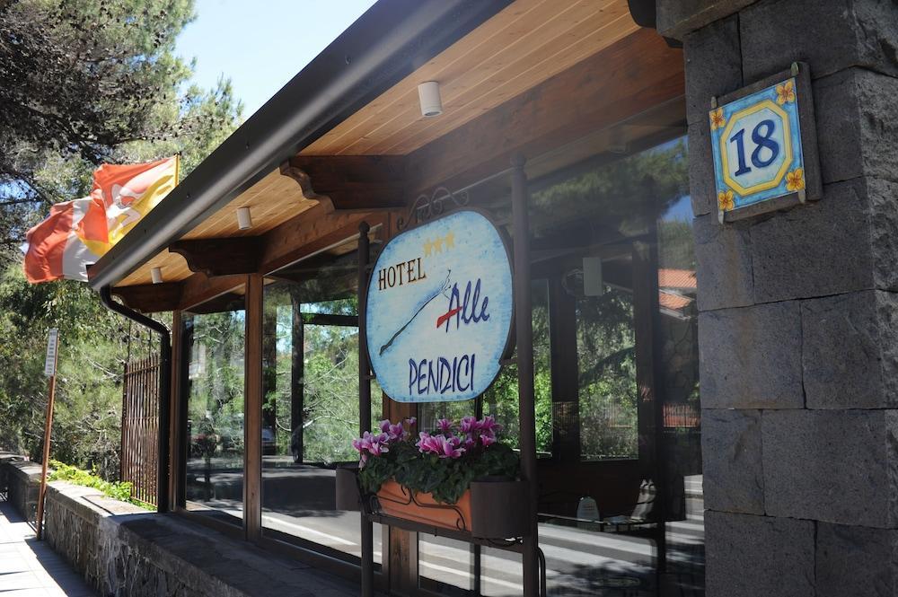 Hotel Alle Pendici Nicolosi Bagian luar foto