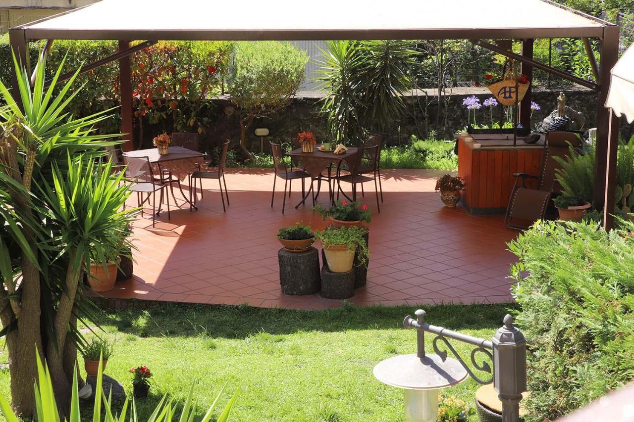 Hotel Alle Pendici Nicolosi Bagian luar foto