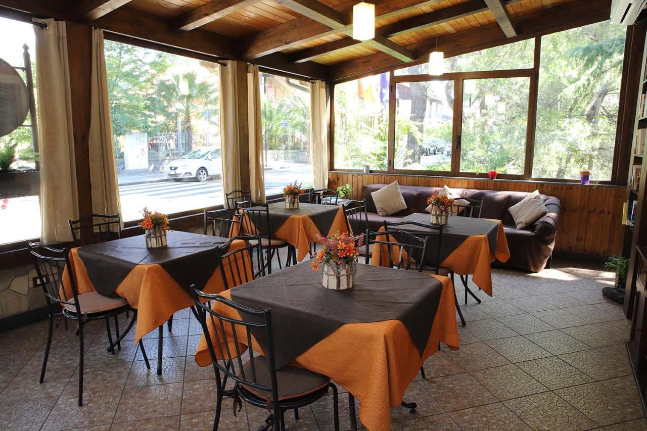Hotel Alle Pendici Nicolosi Bagian luar foto