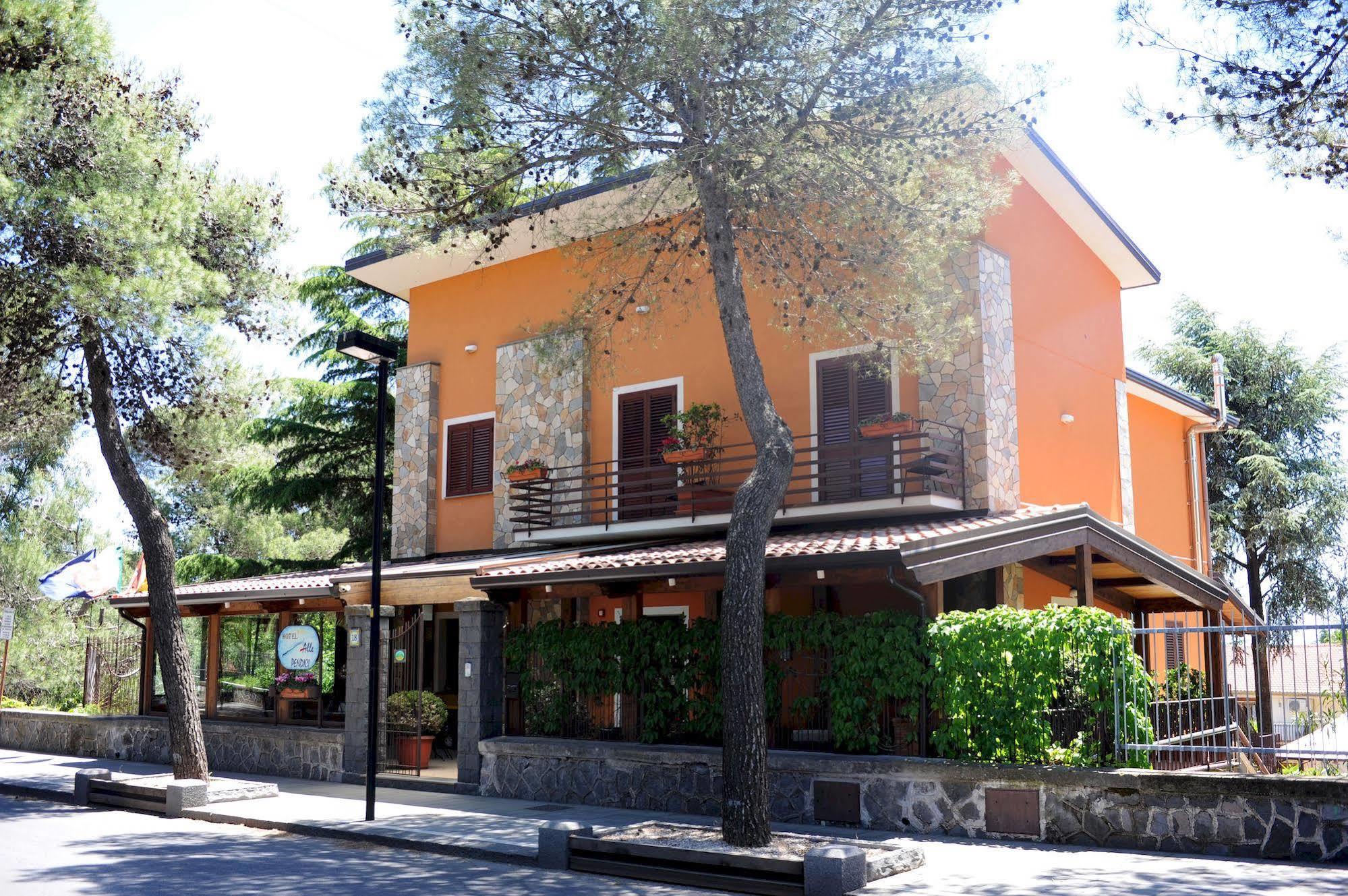 Hotel Alle Pendici Nicolosi Bagian luar foto