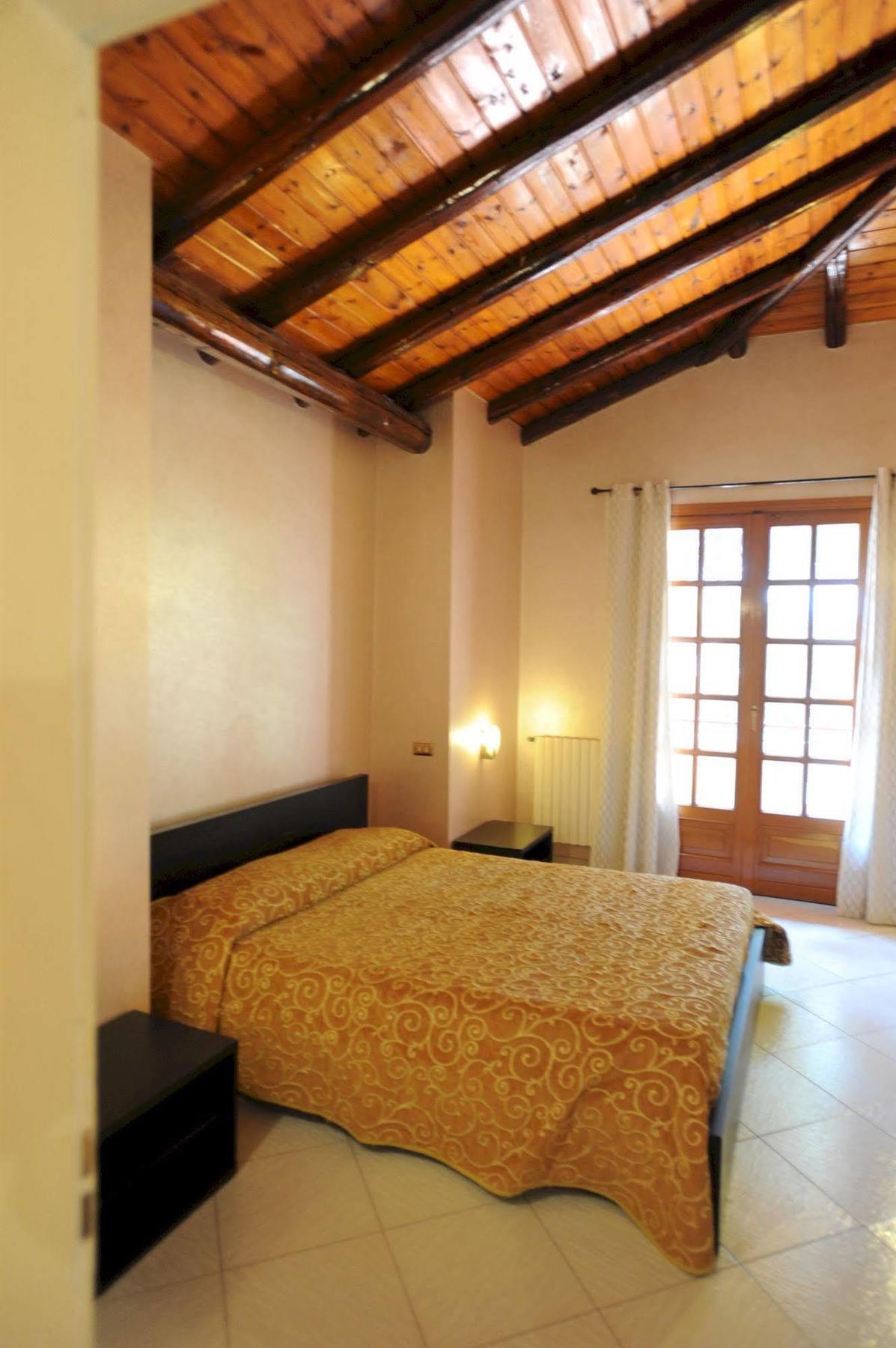 Hotel Alle Pendici Nicolosi Bagian luar foto
